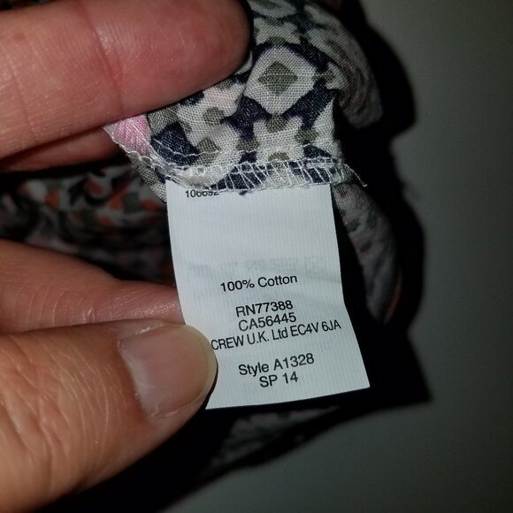 J.CREW 4 Pink geo top Item A1328 - Picture 12 of 14